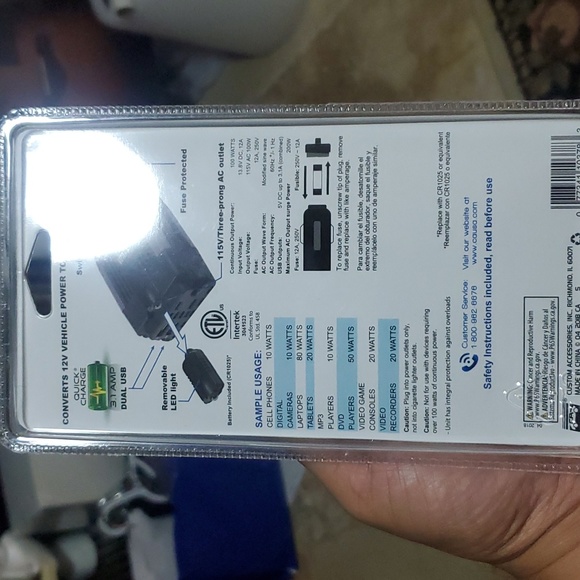 New in Package 100W Dual USB Inverter - Picture 2 of 5